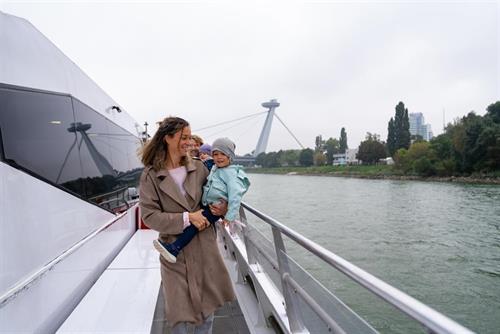 Schifffahrt zum Muttertag